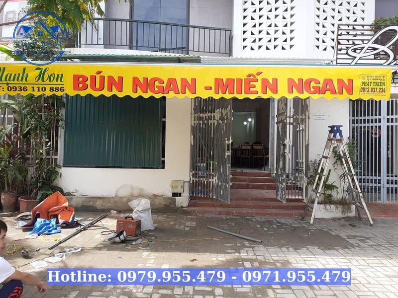 Bạt PVC làm mái hiên di động