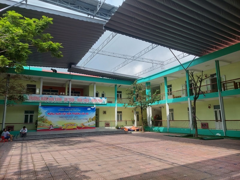 Công trình mái xếp sân trường tại Trường Mầm Non Thuỵ Lâm 2