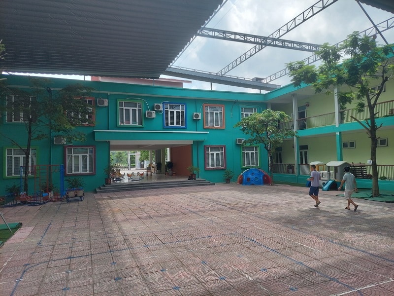 Công trình mái xếp sân trường tại Trường Mầm Non Thuỵ Lâm 3