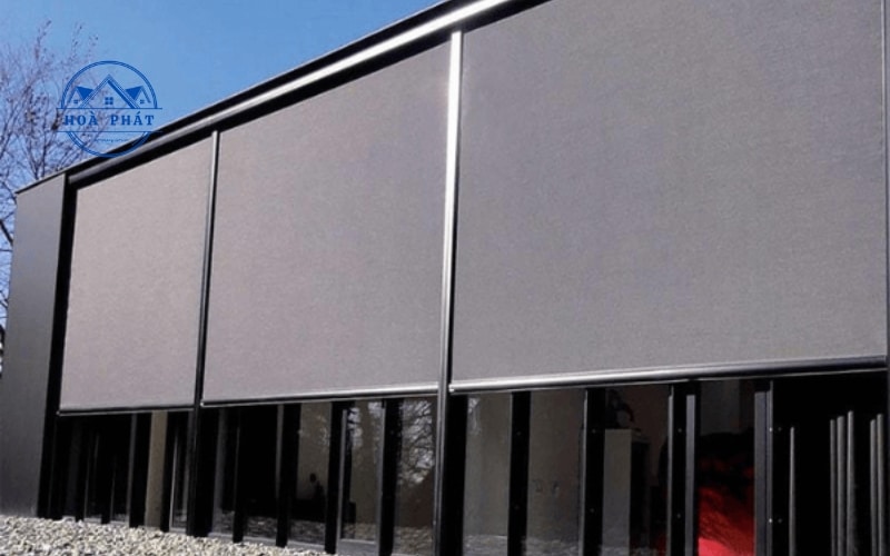 Bạt che nắng mưa tự cuốn là gì