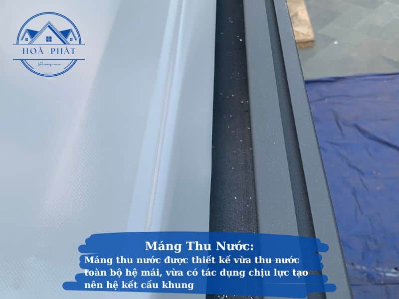 Hệ thống máng thu nước của mái bạt xếp