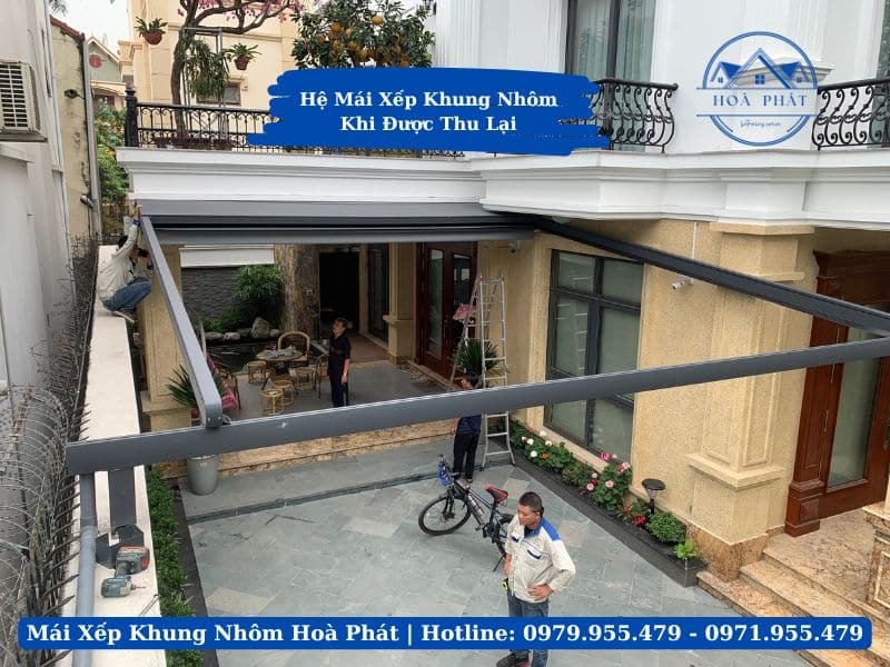 Bạt xếp tự động nhập khẩu khi thu lại