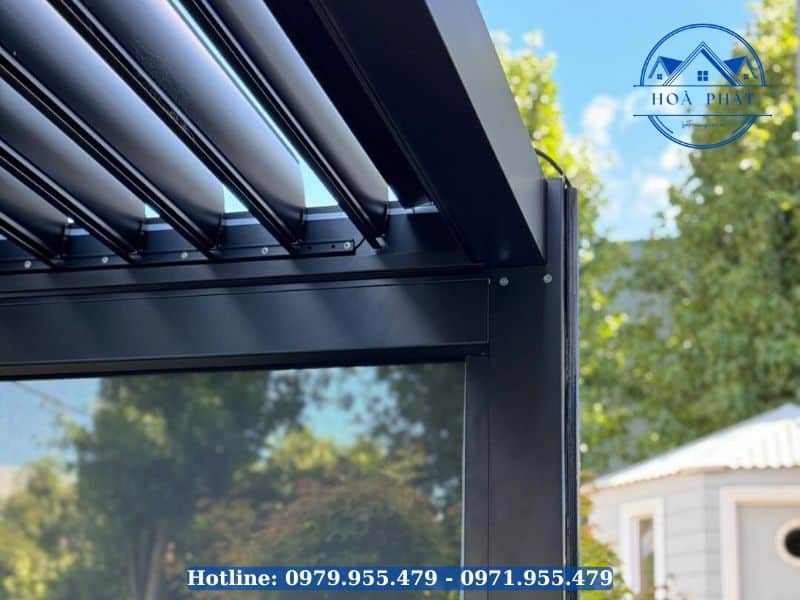 Sự sang trọng của mẫu mái nhôm xếp lật