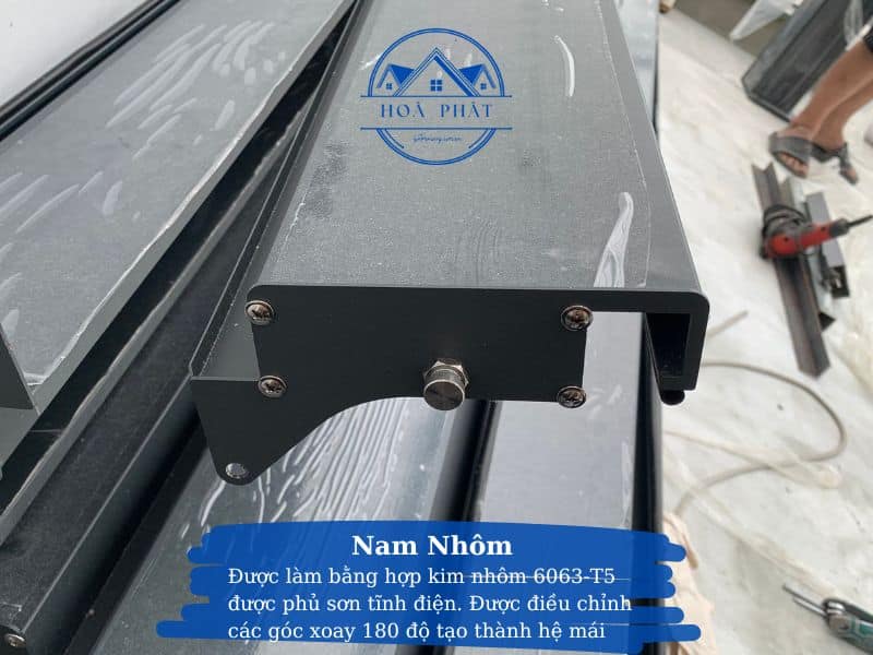 Nan nhôm mái nhôm xếp lật tự động
