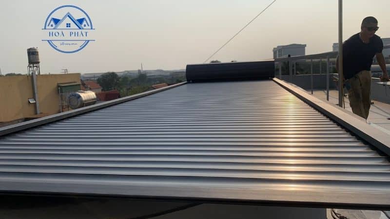 Mái nhôm cuốn tự động tại Sóc Sơn