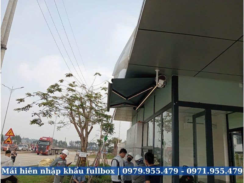 Công trình mái hiên tự động nhập khẩu