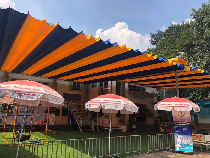 Bảo dưỡng định kỳ toàn bộ hệ thống mái xếp lượn sóng để tăng độ bền