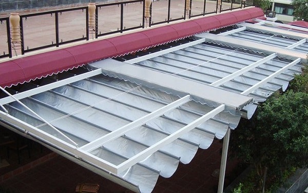 Báo giá dịch vụ lắp đặt mái hiên, mái xếp tại khu vực Đống Đa