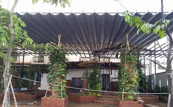 Báo giá lắp đặt mái xếp, mái hiên tại khu vực Hai Bà Trưng