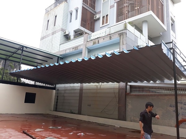 Các lợi ích khi sử dụng bạt mái xếp tại khu vực Long Biên