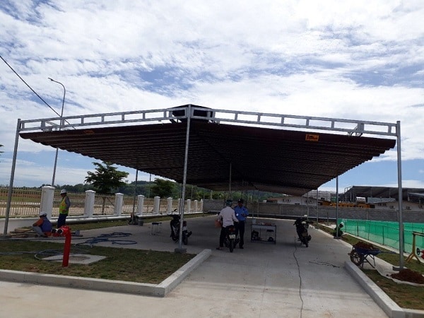 Địa chỉ uy tín chuyên lắp đặt bạt mái xếp tại Long Biên