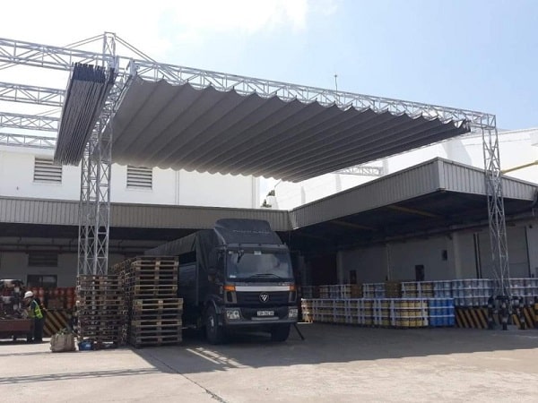 Đơn vị uy tín chuyên lắp đặt bạt mái xếp tại khu vực Đông Anh