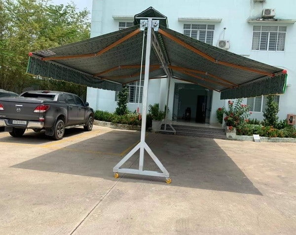 Mẫu mái hiên di động chữ A lắp đặt tại Hai Bà Trưng