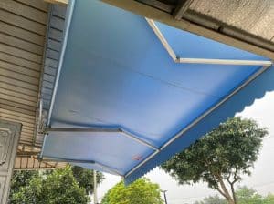 Quy trình lắp đặt mái hiên, mái xếp chuyên nghiệp tại khu vực Đống Đa