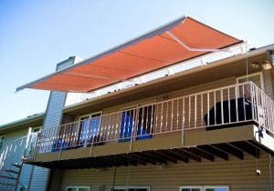 Tìm hiểu bạt che nắng có bền không và các yếu tố ảnh hưởng